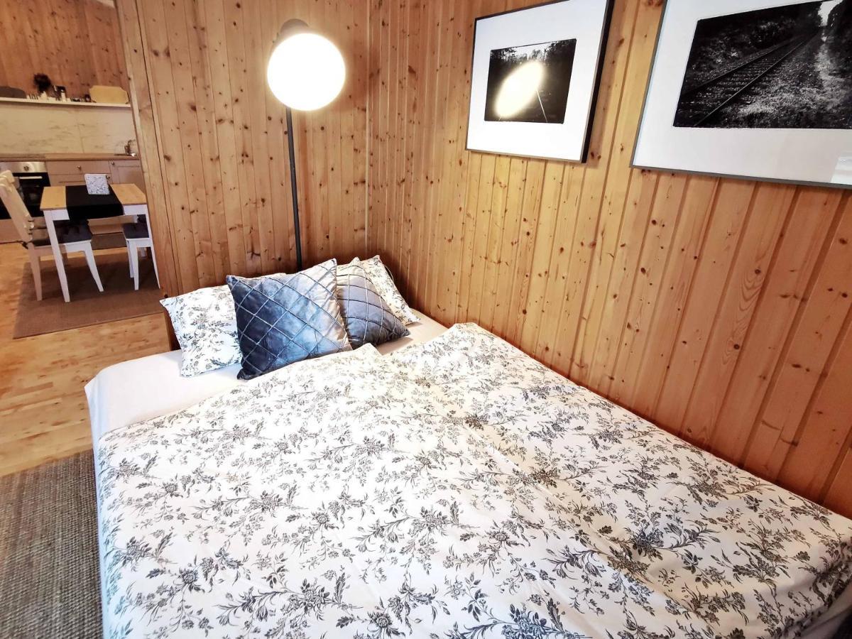 Ferienwohnung Himmelberg 80M2 In Der Altstadt Und Toll Fuer Familien クラーゲンフルト エクステリア 写真
