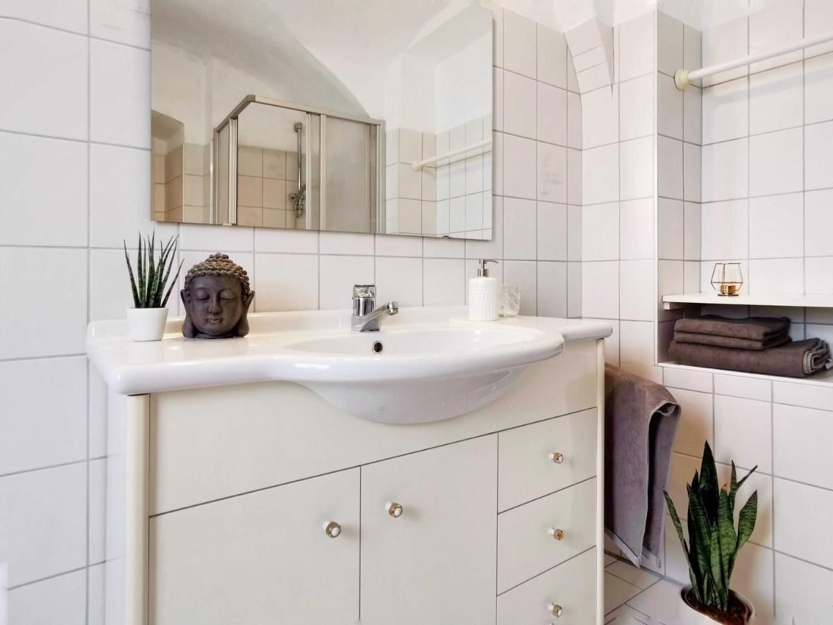 Ferienwohnung Himmelberg 80M2 In Der Altstadt Und Toll Fuer Familien クラーゲンフルト エクステリア 写真